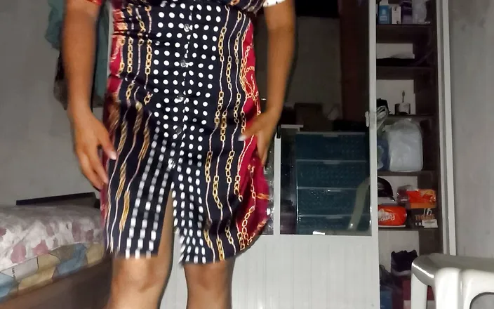 Martin13: Recentemente divorziato è invitato dalla giovane donna del Night Club messicano,...
