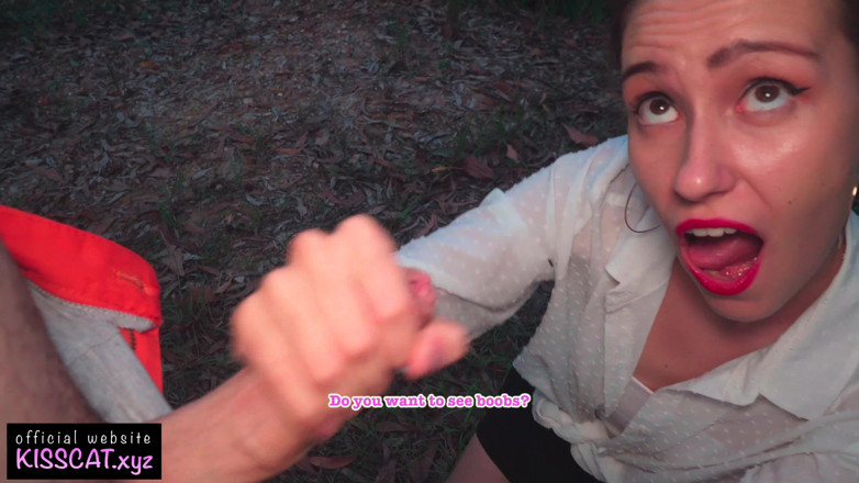 KissCat: Risky outdoor sex with 18 babe in Central park