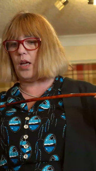 Een stokslagen voor Monica