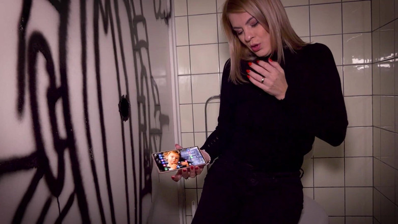 Jerk off and suck until the bitter end: Privata Videor Amatör - Hon Ber Om Mer - 14 Män Cum På...