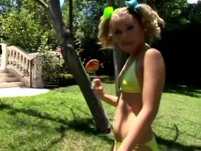 American Idol X: Blonde petite big ass fucking