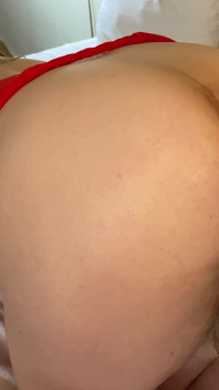 Il femboy viene sbattuto bello e forte