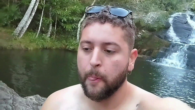 Marcosninfo: Šel jsem k vodopádu a předváděl jsem se, než někdo...