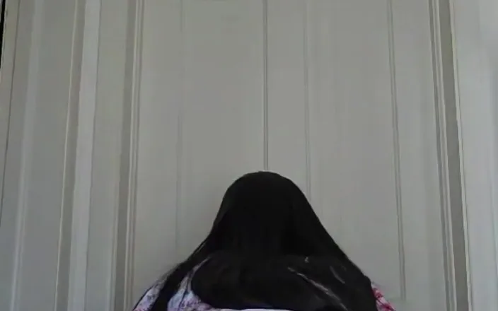 Raven Willow: I Have Been so Gassy the Past 2 Days Compilation