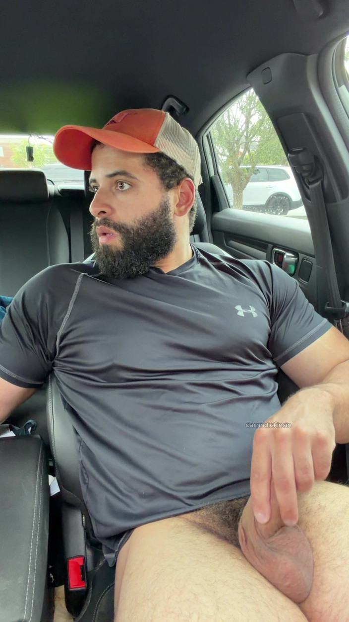 mascbeef95: Muscle Cub in the Car