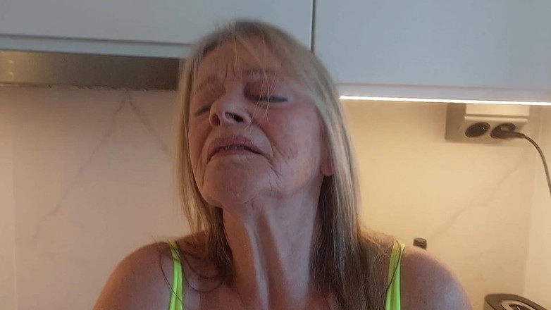 martinawest: Por que algumas avós fazem isso na cozinha