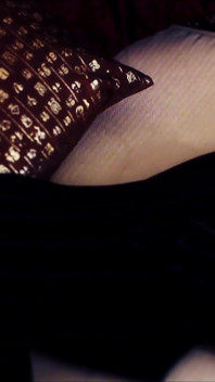 Eliska Cross Makes Steve Bust a Nut on Her Shaved Cunt