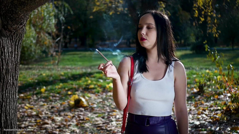 Russian Smokers: Anastasia