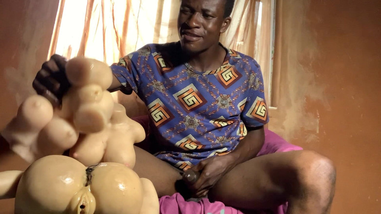 Bangcum8: Aku lagi asik muasin memekku sendirian