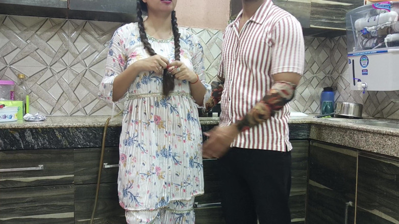 Hornycouple149: Desi Jija Sali seks romans w kuchni indyjski Jija Sali...
