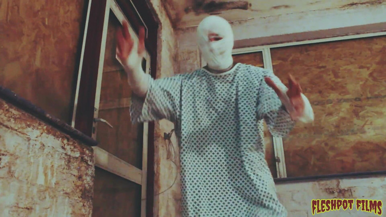 Fleshpot films: Zombie chơi tập thể