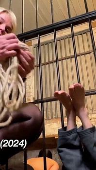 Istri sipir penjara, bagian 2: bastinado!