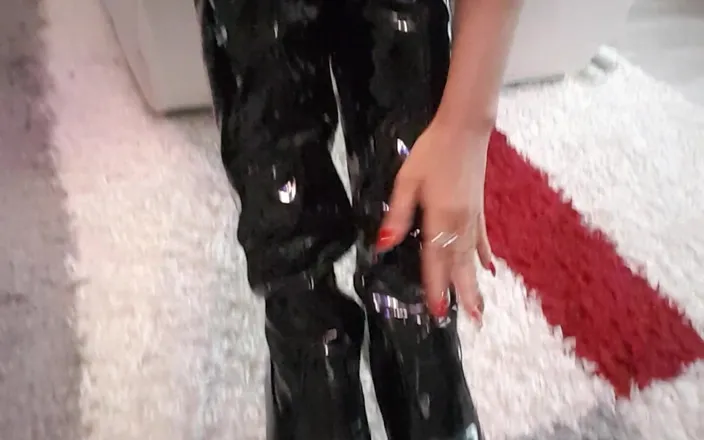 LarisaCum: I'm Wearing Leggings and Long Patent Leather Boots! I Bend...