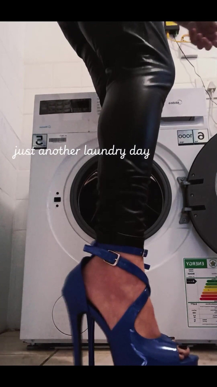 Kinky Lyrical: Just another laundry day 