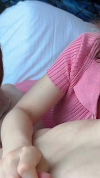 คู่ของเพื่อนร่วมชั้นคนสวย
