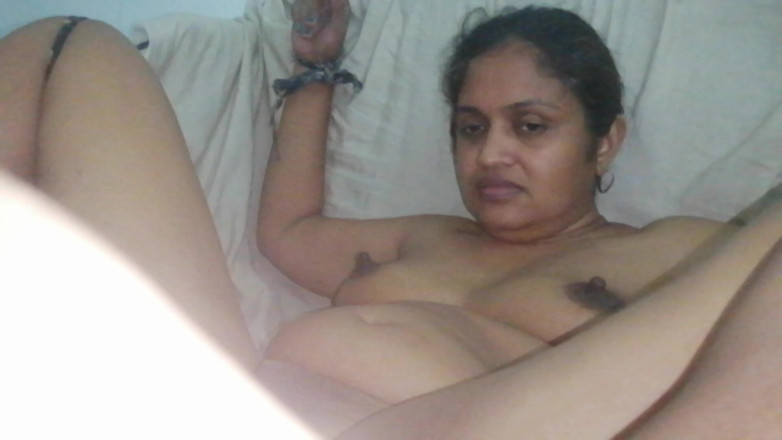 Tina Baby: Bondager Fo Desy tia