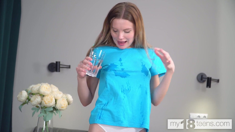 My 18 Teens: My18teens - Beautiful Milka Way Teasing Her Pussy