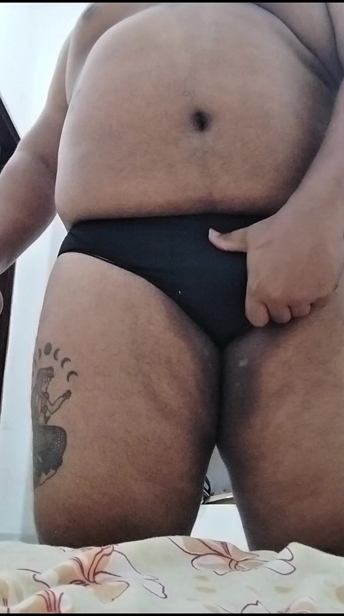 Blackteddybr: หมีดําอ้าตูดกว้าง