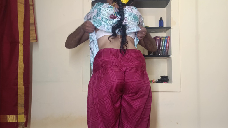 Palani69: Une femme au foyer se fait baiser en levrette xxx