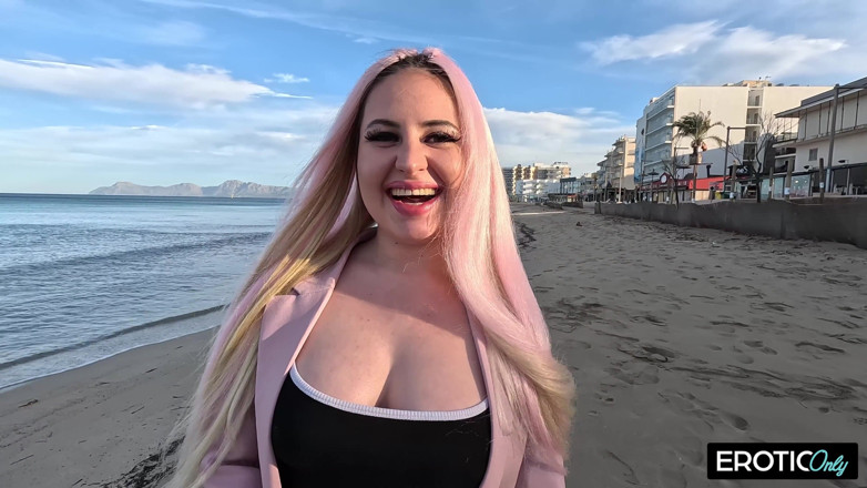 German bitch hunter: German Teacher Meets One of His Students on Vacation and...