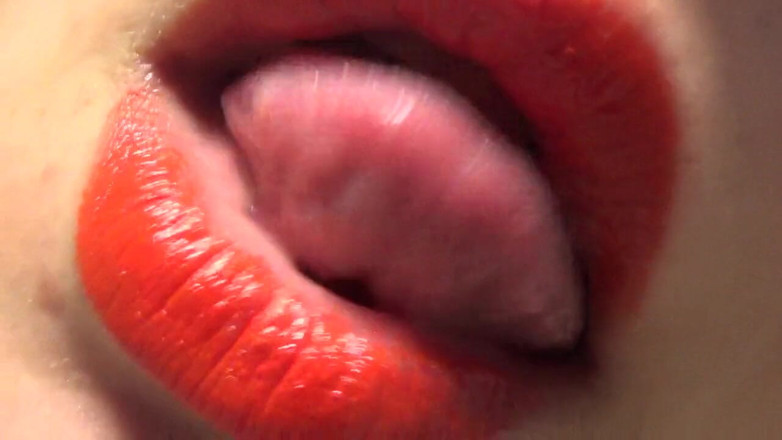 Goddess Misha Goldy: French kissing with me! Red lipstick fetish!