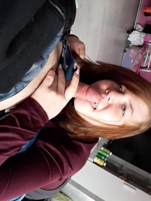 Couple18and38: Prietena dă capul