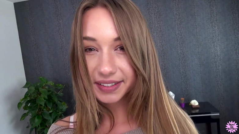 Heavy on Hotties: Mega güçler patlıyor! Taylor Sands ve Cel Hard Love