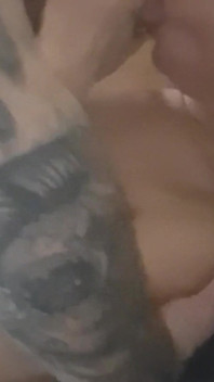Una squirting arrapata