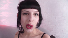 Toy Sluts: Brunette does casting with big dildo