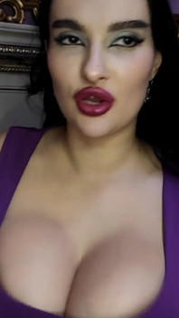 besarku di wajahmu