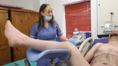 Domestic femdom: Een lepeltje sperma -straf