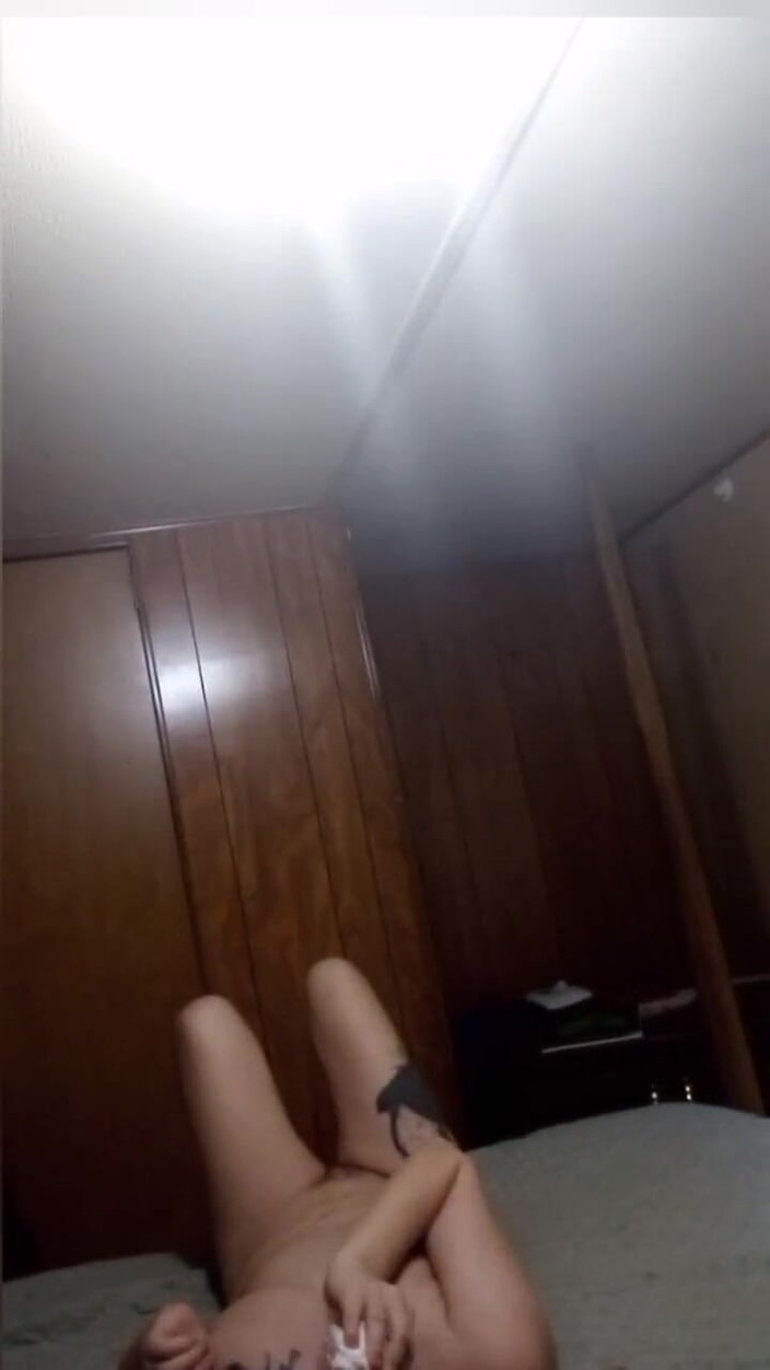 JolisaXXX: Unerwarteter videoanruf