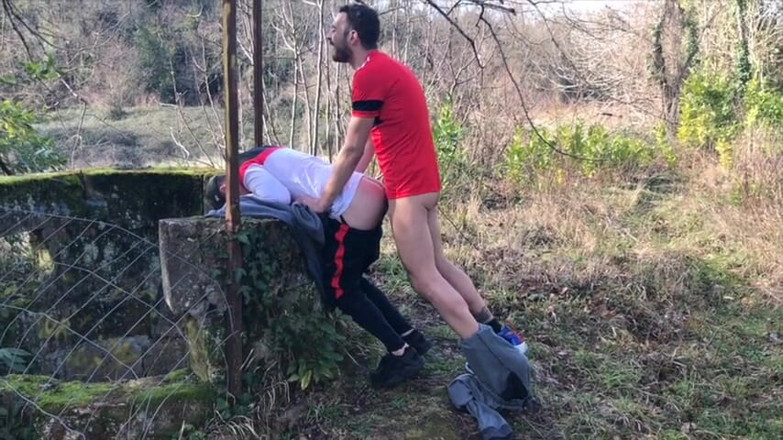 Gaybareback: Twink fucked by the XXL pornstar Koldo Goran