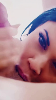 Jasmine jae dan tamara grace lagi asik muasin ronald pakai mainan seks mereka