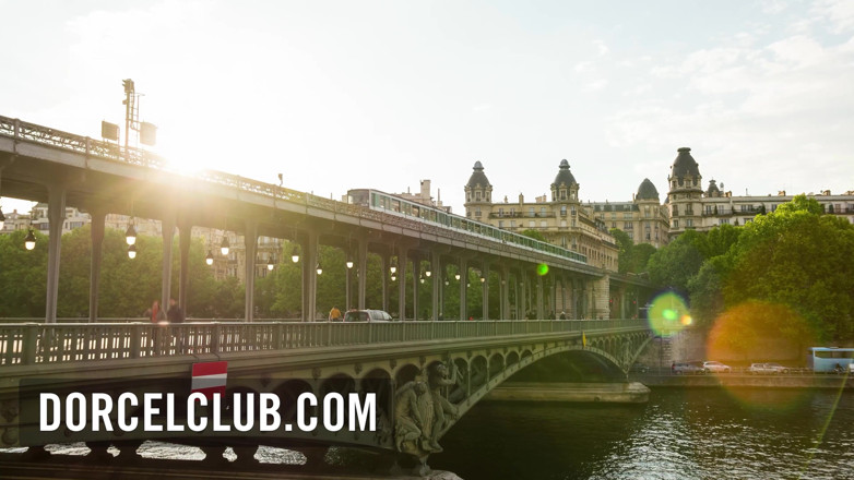 Dorcel Club: เกมเลสเบี้ยนกับอันนา โปลิน่า และอิซาเบลล่า
