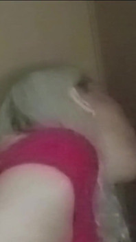 글로리홀의 섹시 블론드