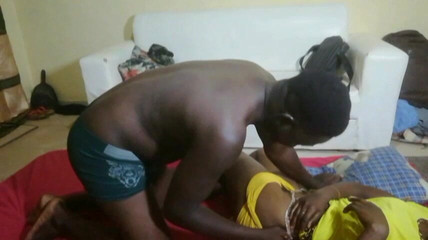 Pornsexlive: मैं अपने सहपाठी के साथ मस्ती कर रहा हूं