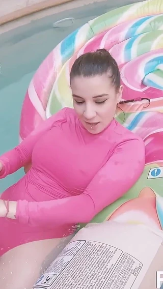 Fucked fetish: HD B2p 24 Iches Transparent Balloons Pool Inflatable Fun Day