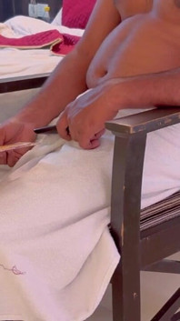 Sofia, fille indienne sexy, et son copain danois baisent dans une chambre d’hôtel, partie 04