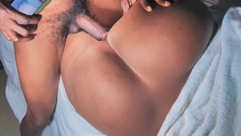 Bangcum3: Büyük yarağımı alan iri güzel kadınla yüzüyorum