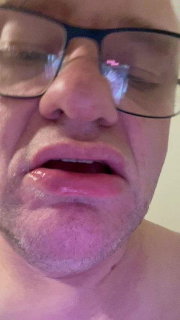 Ancient456: ストッキングを履くのが大好き