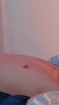 Staxus: Byli to jen přátelé, dokud se dovolená nevymkla kontrole