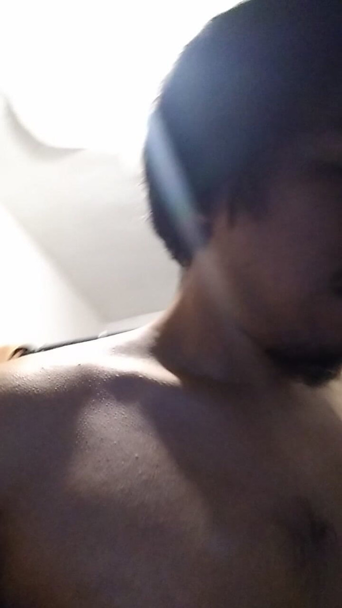 AlexAlejandro13: バスルームで最高のものを用意する