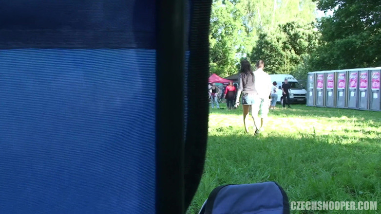 Czech Snooper: Çek snooper 6: festival skandalı - iki ateşli kadın vahşi bir gösteri...