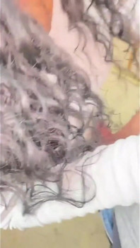 Mamă sexy mascată în Balaclava venerează și scurge pula groasă