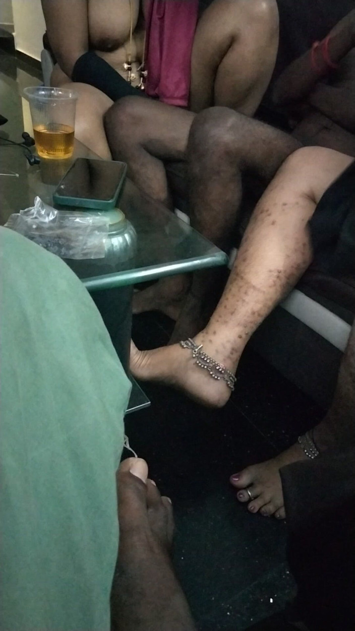 Tamil lesbian: Hablando sucio desnudo