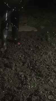 Futai Cu Noroi Cu Muncitoare Din Latex De Înaltă Vedere