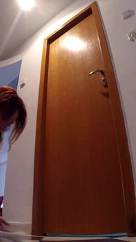 Sexy Redhead Teen Pee in Her Short Pants and Clean the Wet Floor