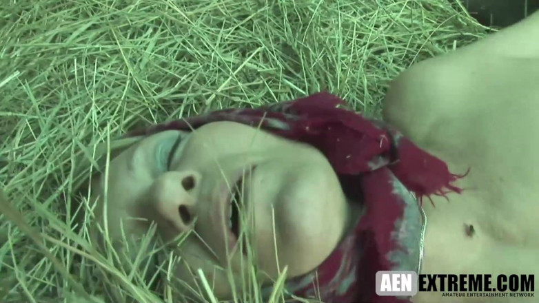AEN Extreme: Oma lesben-action in der scheune