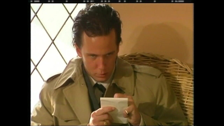 MCG EMPIRE TV - our best full movie: Božská podívaná mezi nohama